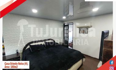 SE VENDE ESPECTACULAR CASA B. FELIX TRUJILLO - NEIVA (HUILA-COL)