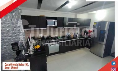 SE VENDE ESPECTACULAR CASA B. FELIX TRUJILLO - NEIVA (HUILA-COL)