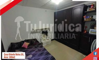 SE VENDE ESPECTACULAR CASA B. FELIX TRUJILLO - NEIVA (HUILA-COL)