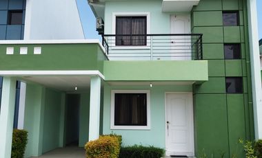 Modern 3 Bedroom House and lot for sale along Roman Highway Bataan