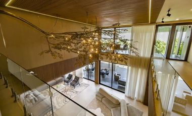 FOR SALE HOUSE & LOT - HIGH-END! LUXURY! CLASSY!