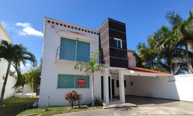 CASA EN VENTA EN MEDELLIN FRACCIONAMIENTO LAS PALMAS