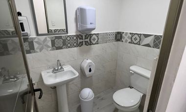Local Comercial en RENTA en PLANTA BAJA Climatizado  a 1 cuadra de Marti, con Baños y Servicios, en Fracc. Reforma