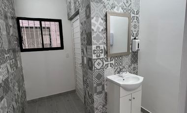 Local Comercial en RENTA en PLANTA BAJA Climatizado  a 1 cuadra de Marti, con Baños y Servicios, en Fracc. Reforma