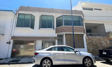 Local Comercial en RENTA en PLANTA BAJA Climatizado  a 1 cuadra de Marti, con Baños y Servicios, en Fracc. Reforma