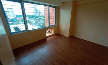 FOR RENT:  1 Bedroom Unit in WH Taft