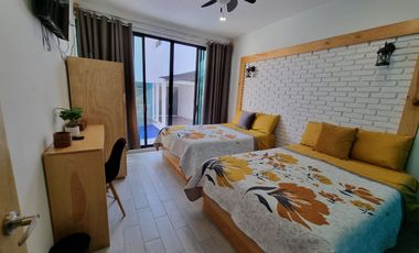 RENTA hermosa casa Villa del Sol con Alberca climatizada y enorme jardín de diseño único, EN TONATICO EDOMEX. Renta por noche DE FIN DE SEMANA