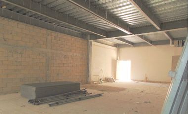 Se Renta Local Comercial en Cancun Plaza Meet Point Blvd Cumbres en Planta Baja