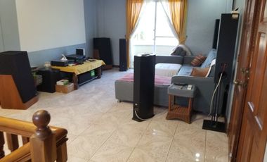 DIRECT BUYER house and lot second row to the beach,Titled ,2000sqm lot 333sqm house