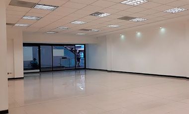 PR17050 Local en arriendo en el sector La Candelaria, Medellin