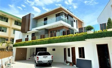 3-Bedroom House With Roof Deck and Swimming Pool In Vista Grande, Cebu