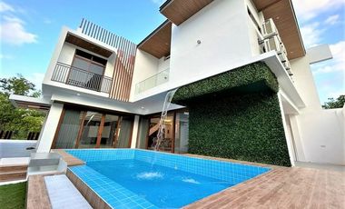 3-Bedroom House With Roof Deck and Swimming Pool In Vista Grande, Cebu