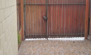 HERMOSA CASA DE 2 PISOS,4 DORMITORIOS, 2 BAÑOS,  COMUNA-PUDAHUEL SUR