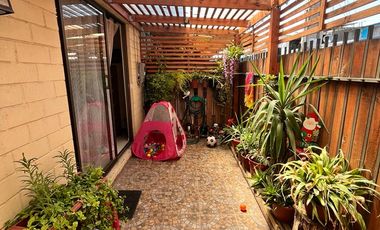 HERMOSA CASA DE 2 PISOS,4 DORMITORIOS, 2 BAÑOS,  COMUNA-PUDAHUEL SUR