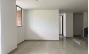 PR21367 Apartamento en arriendo en el sector Camino Verde