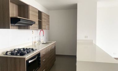 PR18961 Apartamento en arriendo en el sector Loma del Escobero