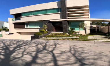 Casa En Venta En Puerta Del Bosque de Lujo con Amenidades Zapopan