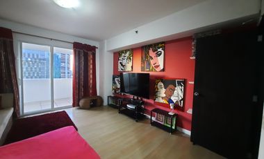 Mondrian Stylish 2 Bedroom Condo for Rent Alabang Muntinlupa