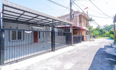 Rumah 7 menit ke Gerbang Tol Serpong 2 SHM Hadap Timur J-37058