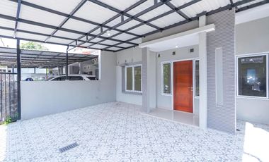 Rumah 7 menit ke Gerbang Tol Serpong 2 SHM Hadap Timur J-37058