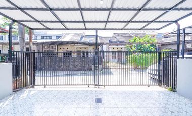 Rumah 7 menit ke Gerbang Tol Serpong 2 SHM Hadap Timur J-37058