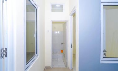 Rumah 7 menit ke Gerbang Tol Serpong 2 SHM Hadap Timur J-37058