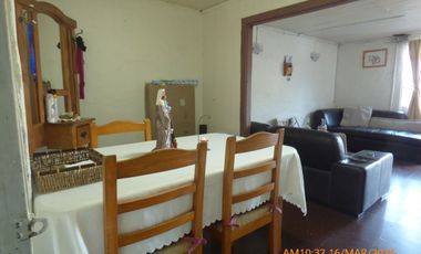 Muy bien ubicada casa de 2D y 1 Baño cercana al Portal Ñuñoa