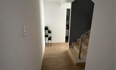 Se alquila duplex de 140 m2 en Surco - Semi Amoblado