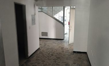 COD 8563 SE ARRIENDA BODEGA EN EL GAITAN