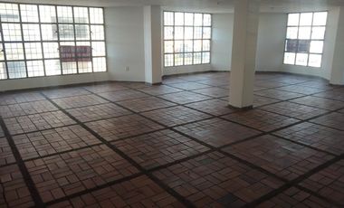 COD 8563 SE ARRIENDA BODEGA EN EL GAITAN