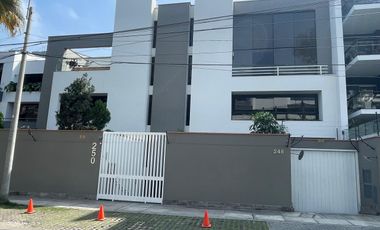 ¡Gran Oportunidad! Venta De Departamento En Chacarilla