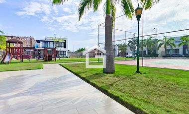 Casa en Venta en Urbanización Palermo en Machala
