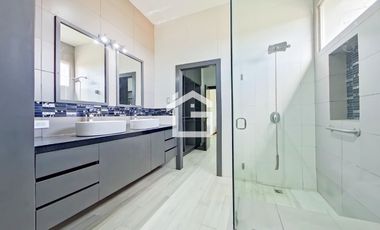 Casa en Venta en Urbanización Palermo en Machala