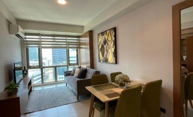 Executive 1BR Unit in Forbeswood Parklane Global City