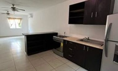 CASA  EN VENTA EN PUERTO MORELOS, A UNOS MINUTOS DEL MAR, exclusivo residencial  $2,790.000