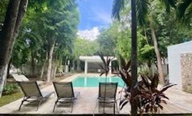 CASA  EN VENTA EN PUERTO MORELOS, A UNOS MINUTOS DEL MAR, exclusivo residencial  $2,790.000