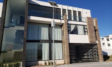 Hermosa Casa En Renta En Hacienda La Concepción Cerca De La Universidad De Fútbol Y Lasalle Pachuca Hidalgo