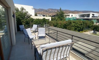 Impecable Casa Mediterránea en Condominio cerca de Colegio Alemán