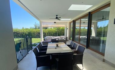 Impecable Casa Mediterránea en Condominio cerca de Colegio Alemán