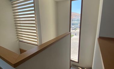 Impecable Casa Mediterránea en Condominio cerca de Colegio Alemán