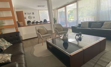 Impecable Casa Mediterránea en Condominio cerca de Colegio Alemán