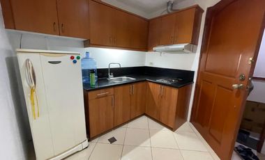 Spacious Studio in Makati Valero Street Paseo Parkview Suites Newly Painted Renovated For Rent