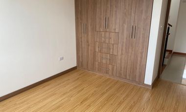 HERMOSA CASA EN TUNJA EN VENTA, PARA ESTRENAR! EN CONJUNTO CERRADO!! !NEGOCIABLE!