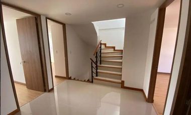 HERMOSA CASA EN TUNJA EN VENTA, PARA ESTRENAR! EN CONJUNTO CERRADO!! !NEGOCIABLE!