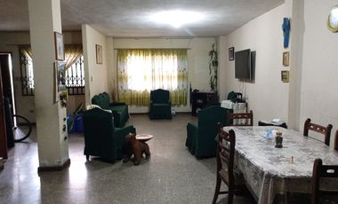 Casa de venta en La Alborada, Etapa 2, 4 dormitorios.