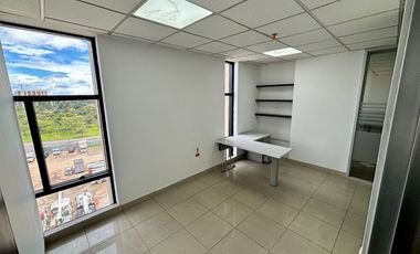 OFICINA 701 EDIFICIO WORLD BUSINESS CENTER P.H. DE