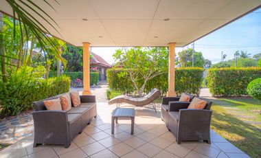 Tropical Villa