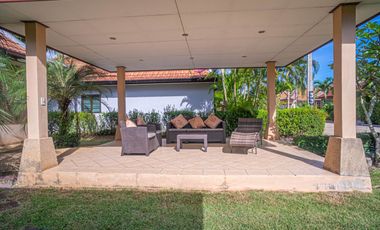 Tropical Villa