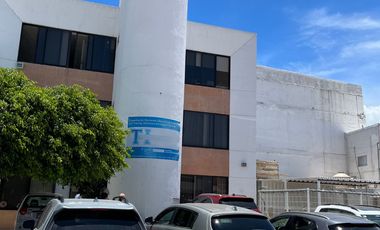 Oficina en Venta en Pueblo Nuevo, impecable