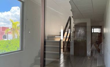 Oficina en Venta en Pueblo Nuevo, impecable